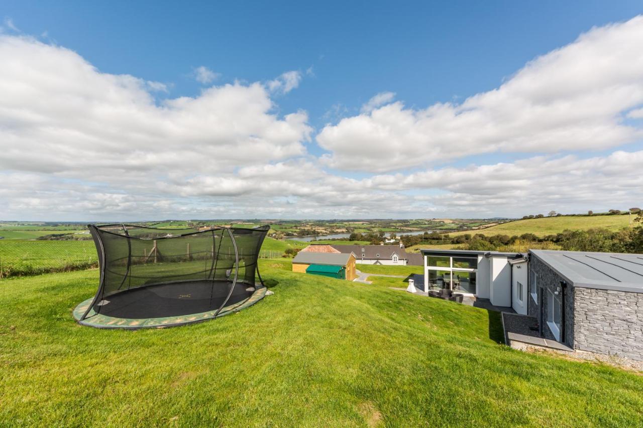 River Views,Kinsale, Hosted By Exquisite Holiday Homes, Sleeps 26 Корк Екстер'єр фото