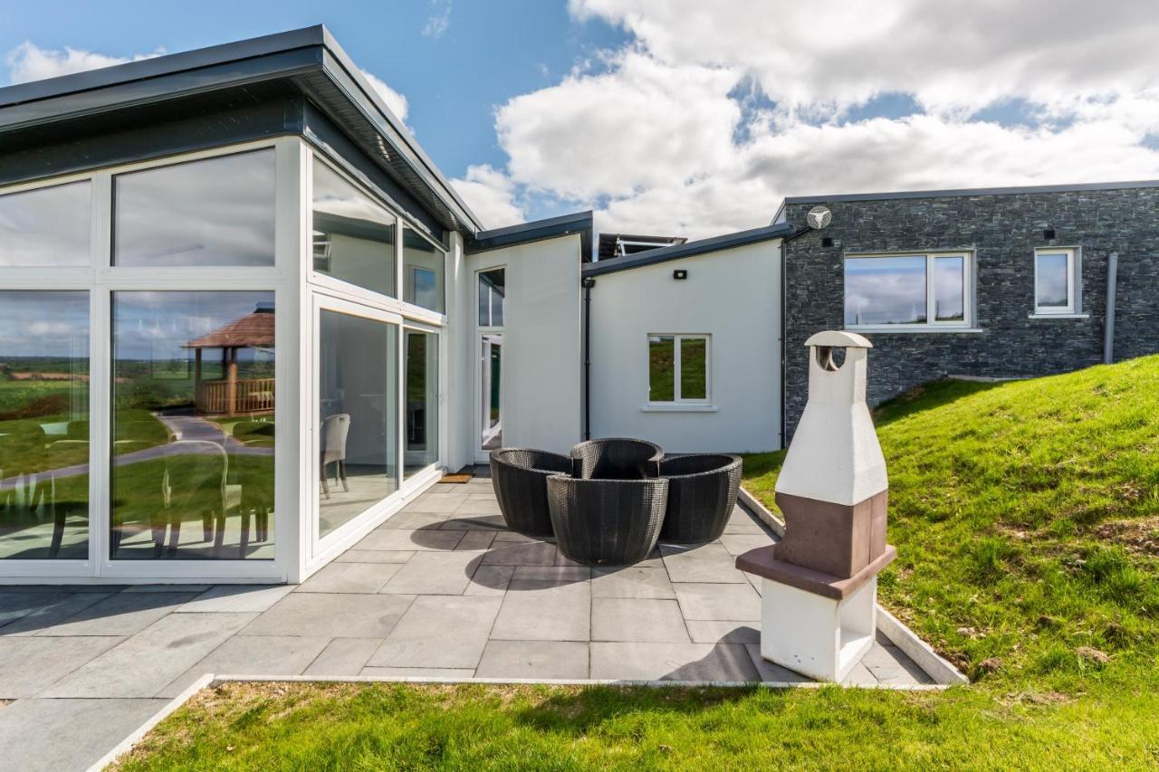 River Views,Kinsale, Hosted By Exquisite Holiday Homes, Sleeps 26 Корк Екстер'єр фото