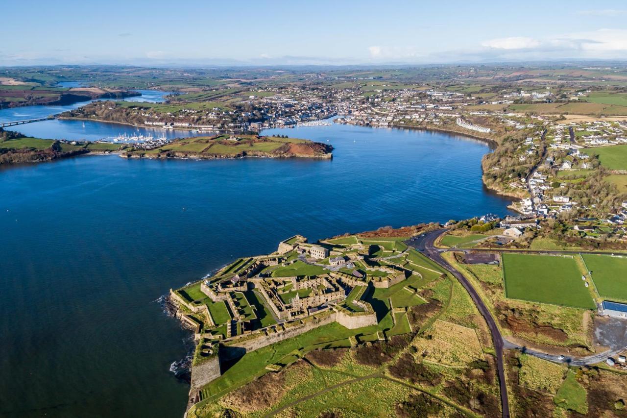 River Views,Kinsale, Hosted By Exquisite Holiday Homes, Sleeps 26 Корк Екстер'єр фото