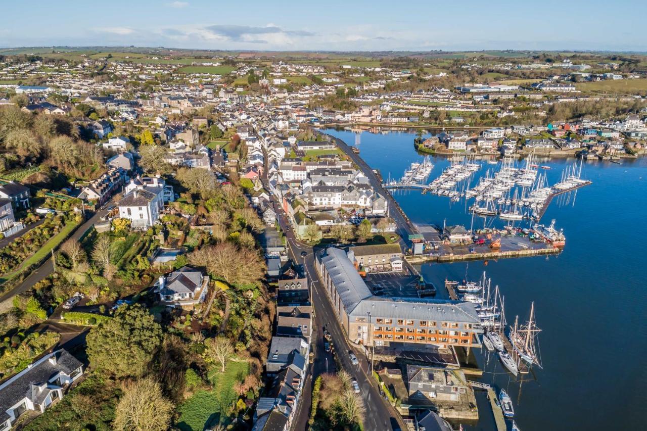 River Views,Kinsale, Hosted By Exquisite Holiday Homes, Sleeps 26 Корк Екстер'єр фото